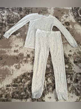 Magnetic Me White and Black Star-Print Kids Pajama Set